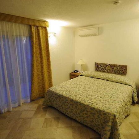 Residence Living Poltu Quatu Арцакена Екстер'єр фото